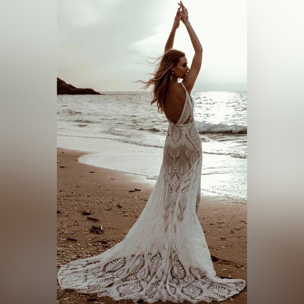 kissprom Lace and Pearl Wedding Dress | Boho Beachy | Size 2 | NWT! - Picture 3 of 4